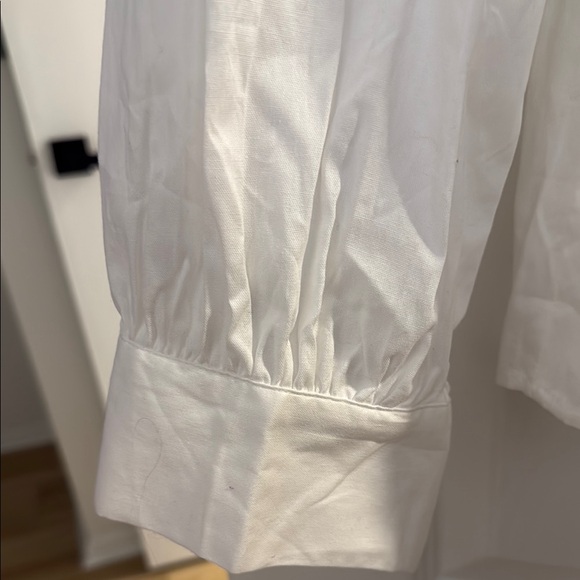 White Ruffled Collar Blouse - Picture 4 of 7